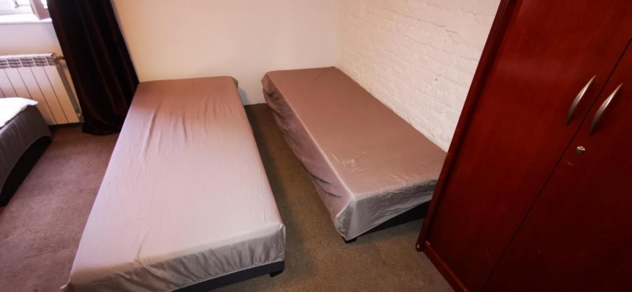 Hostel Warszawa-Ursus ภายนอก รูปภาพ