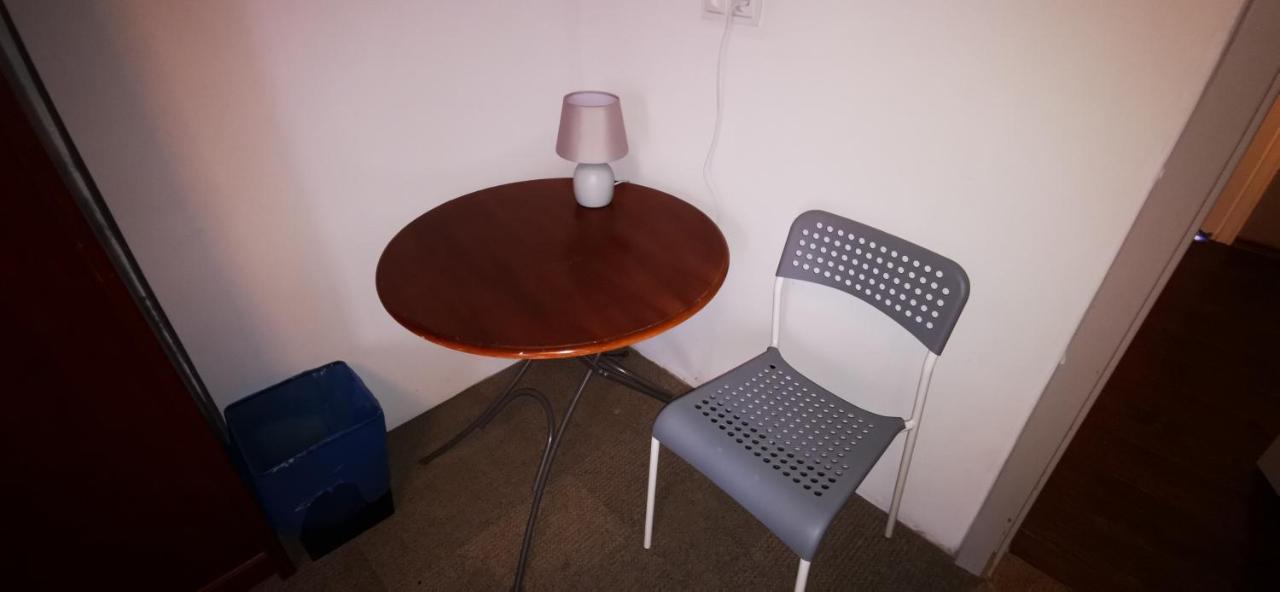 Hostel Warszawa-Ursus ภายนอก รูปภาพ